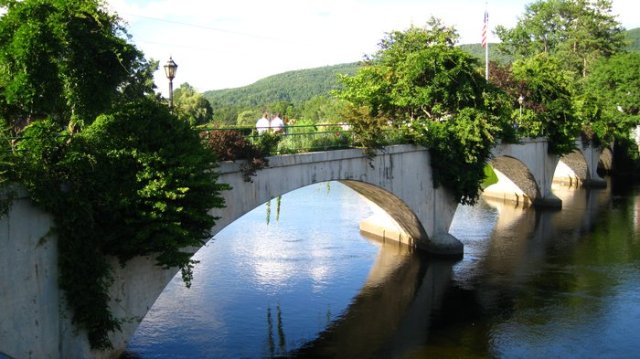 The Bridge of Flowers